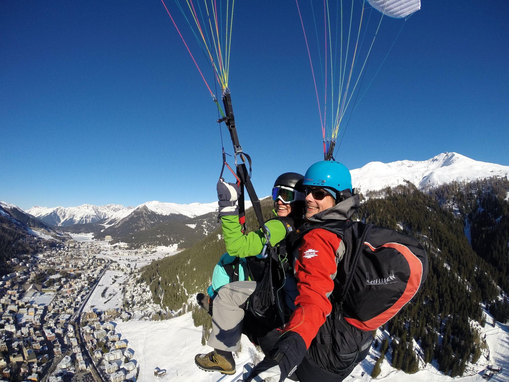 Joyride Tandem Paragliding in Davos