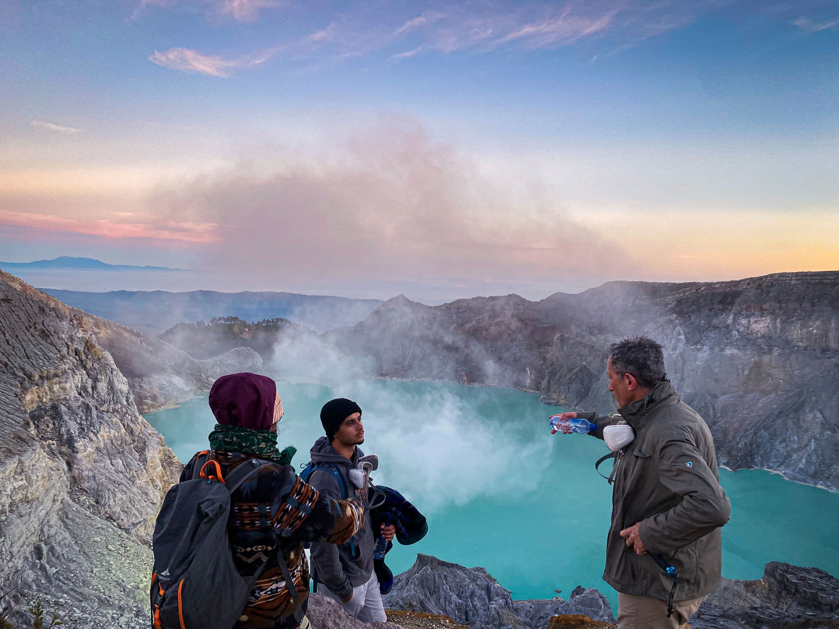 From Surabaya/Malang: Bromo Sunrise & Ijen Volcano Private Tour