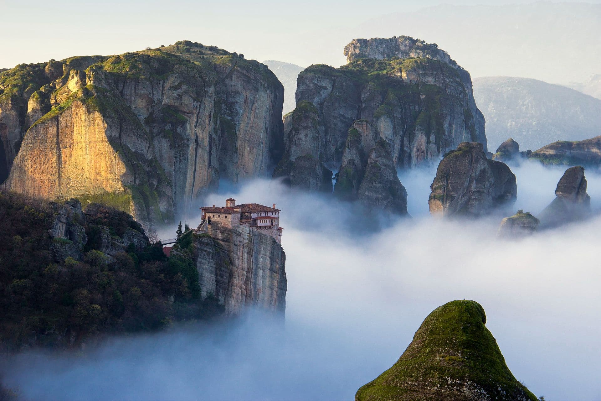 Day Trip from Athens to Meteora with Seaside Break
