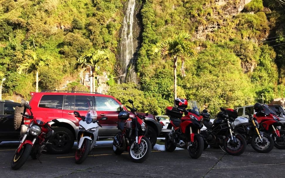 Hot & Cold Guided Tour - 5 Days, 3 Worlds, 1 Unforgettable Ride